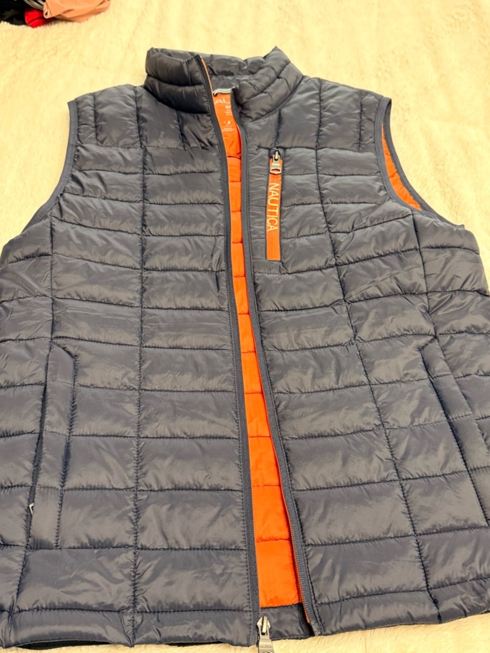 Men small Nautica Vest